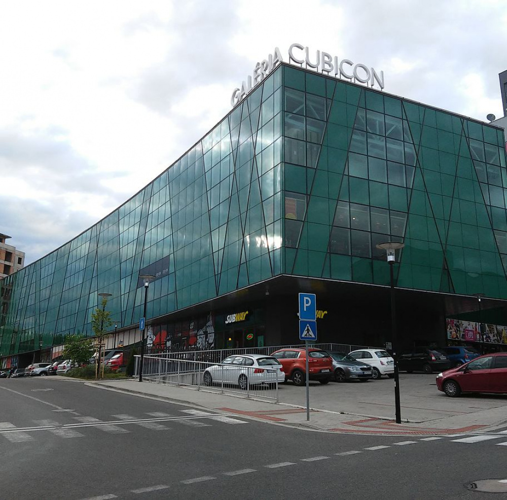 GALÉRIA CUBICON, Staré Grunty Bratislava