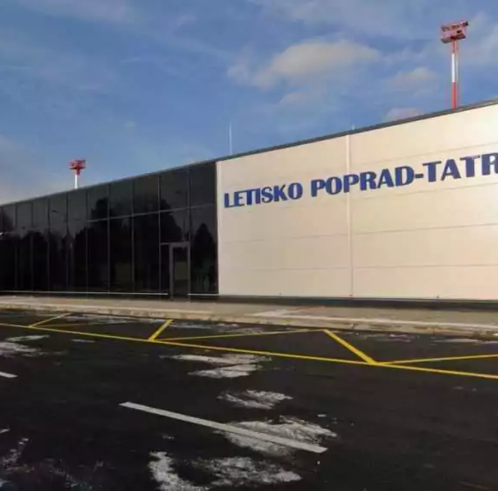 ODLETOVÁ HALA, letisko Poprad